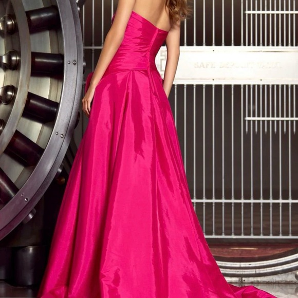 Sherri Hill 55214 - Picture 2 of 2